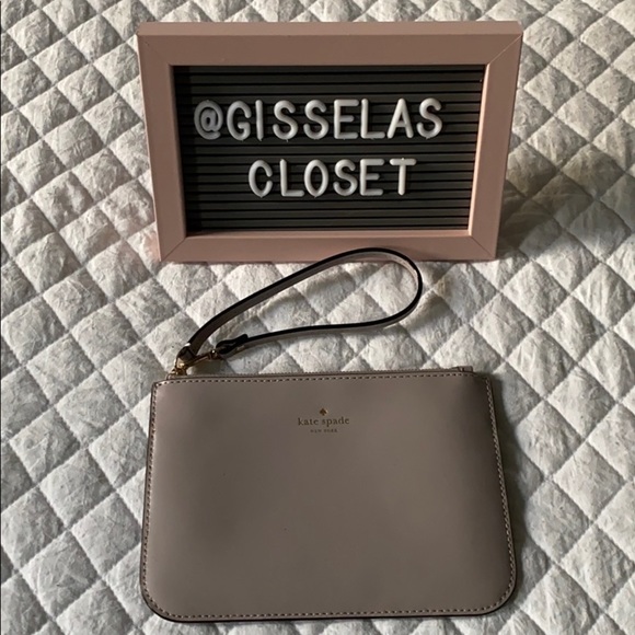 kate spade Handbags - Kate Spade NEW Wristlet Sand Color